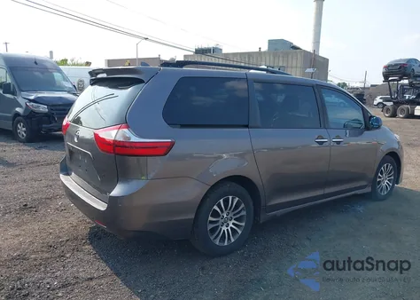 2019 Toyota Sienna Xle 8 Passenger z USA, uszkodzony, nr VIN 5TDYZ3DC1KS016206